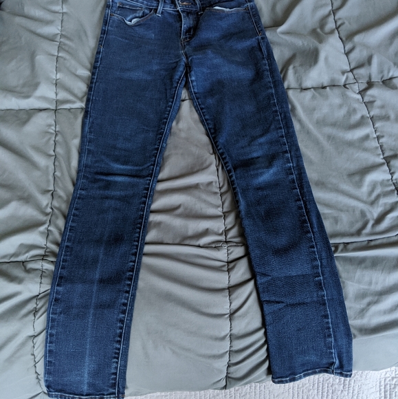 Levi Mid Rise Skinny - Picture 2 of 3